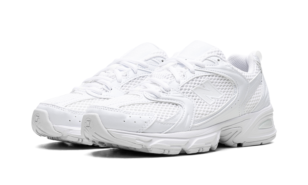 530 "Triple White" MR530PA