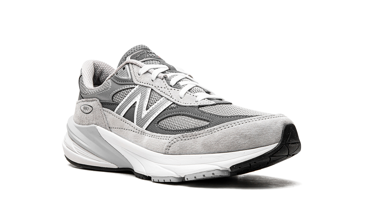 990v6 "Grey" M990GL6