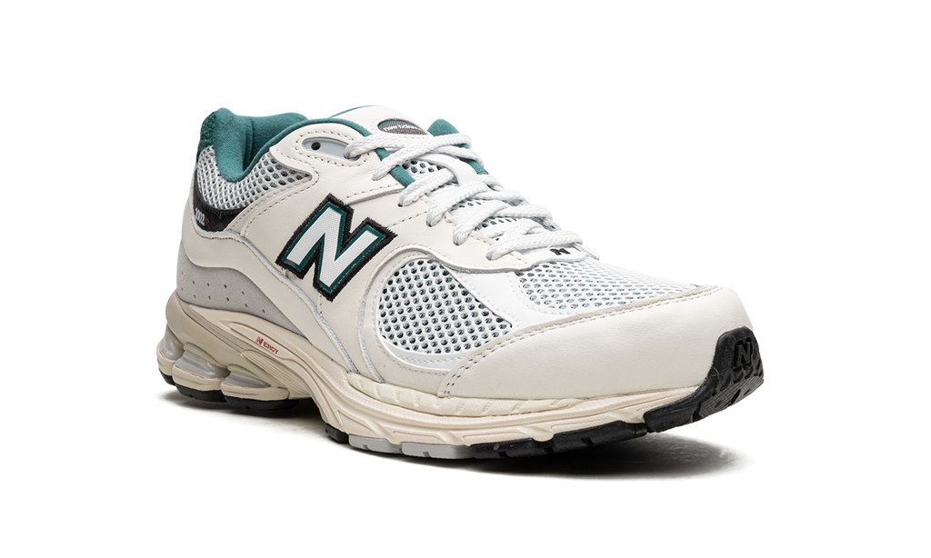 2002R "Sea Salt/Vintage Teal" M2002RVD