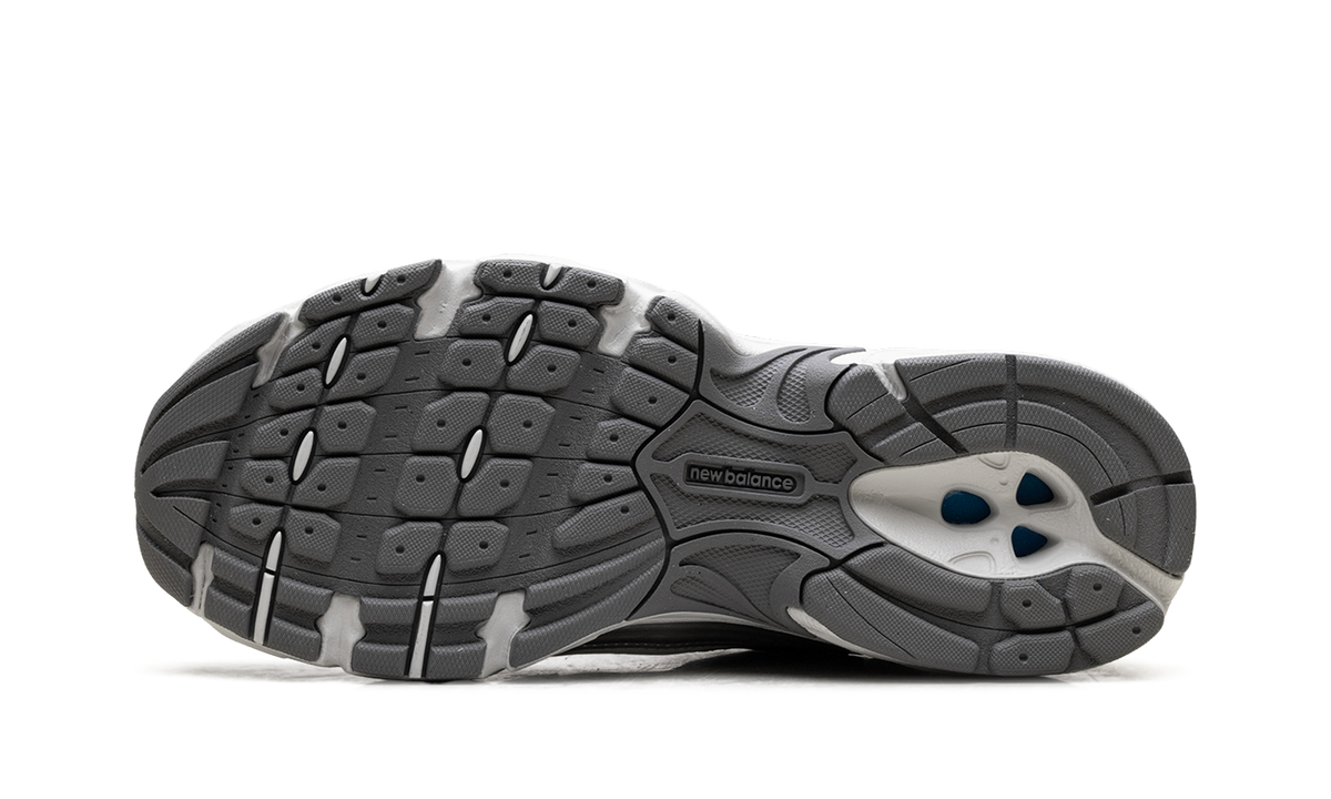 530 "Grey Matters" U530KLA